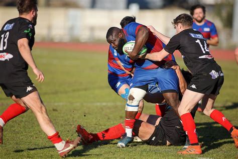 Rugby Fédérale 2 battu par Surgères 25 29 Mérignac ny arrive