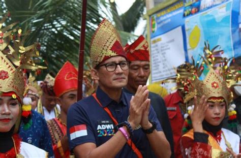 Pulau Pahawang Masuk Besar Adwi Menparekraf Sandiaga Uno