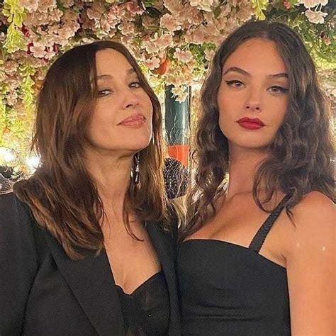 Madre E Hija Juntas Madres E Hijas Que Parecen Hermanas Celebrities