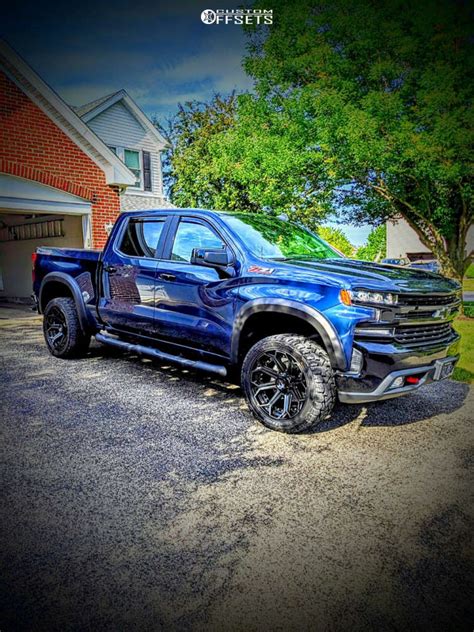 2021 Chevrolet Silverado 1500 With 22x10 18 4play 4p80r And 33 12 5r22 Gladiator Xcomp Xt And