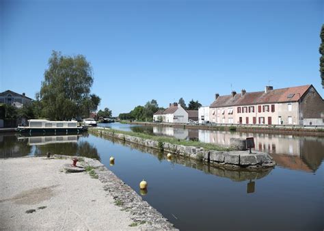 TOP Sehenswürdigkeiten in Saint Leger sur Dheune 2025