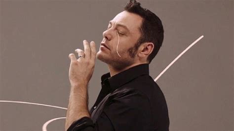 Esce Il Singolo Di San Valentino Di Tiziano Ferro Radio Zeta