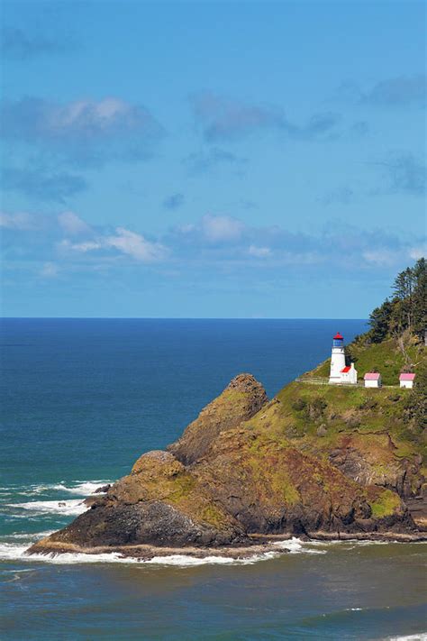 Heceta Head Lighthouse by Christopher Kimmel