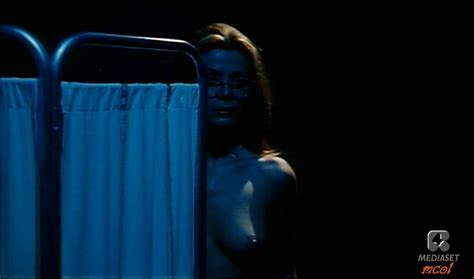 Naked Patrizia Adiutori in L istruttoria è chiusa dimentichi