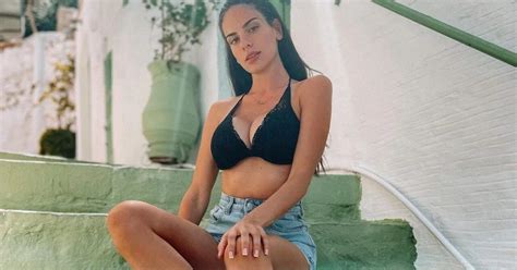 Σοφία Φυρού Δείτε την να εκθέτει μανιωδώς τα οπίσθια της Hot News
