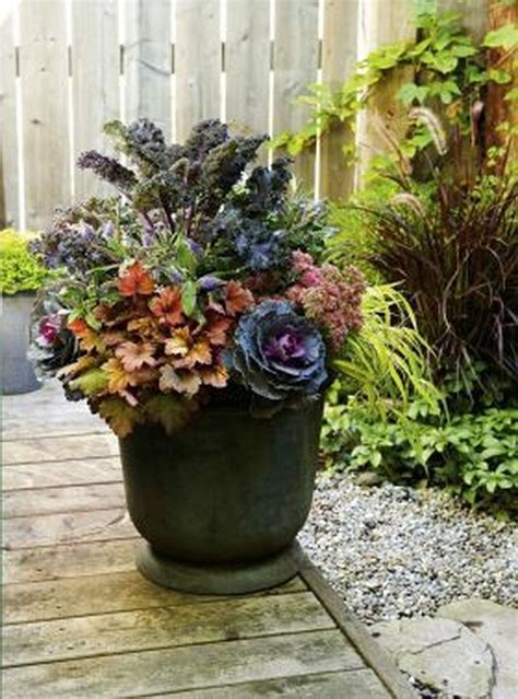 34 Inspiring Winter Container Gardening Ideas - MAGZHOUSE