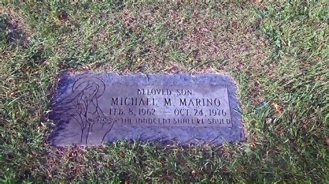 John Wayne Gacy Grave