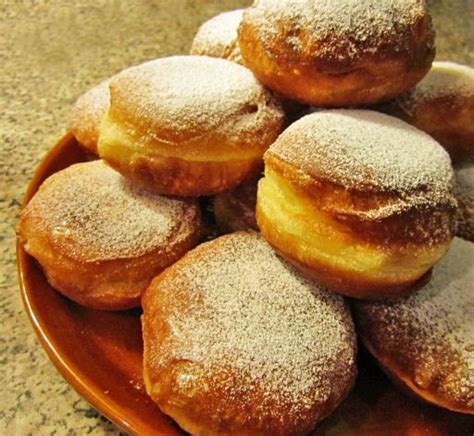 Koblihy Czech Carnival Donuts Czech Recipes Belgian Food Filled