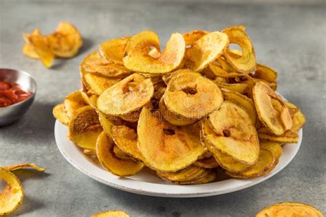 Homemade Spiral Cut Potato Chips Stock Photo - Image of crispy, chip ...