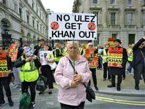 London Clean Air Plan Sparks Protests | Engoo Daily News