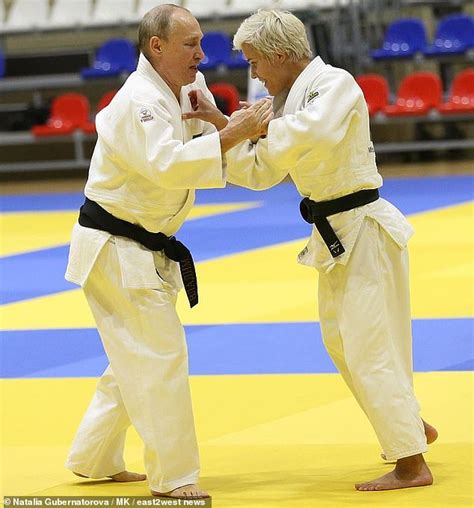 The Woman Who Floored Putin Olympic Judo Medallist Sends Russian