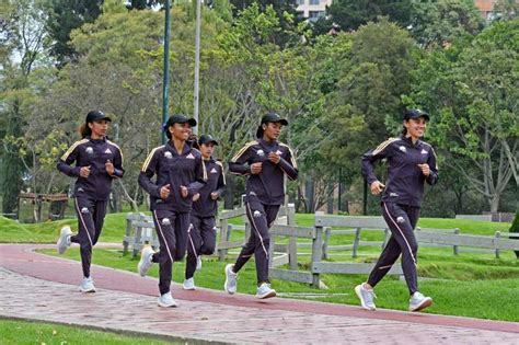 El Equipo Porvenir celebra dos décadas y presenta sus atletas para el