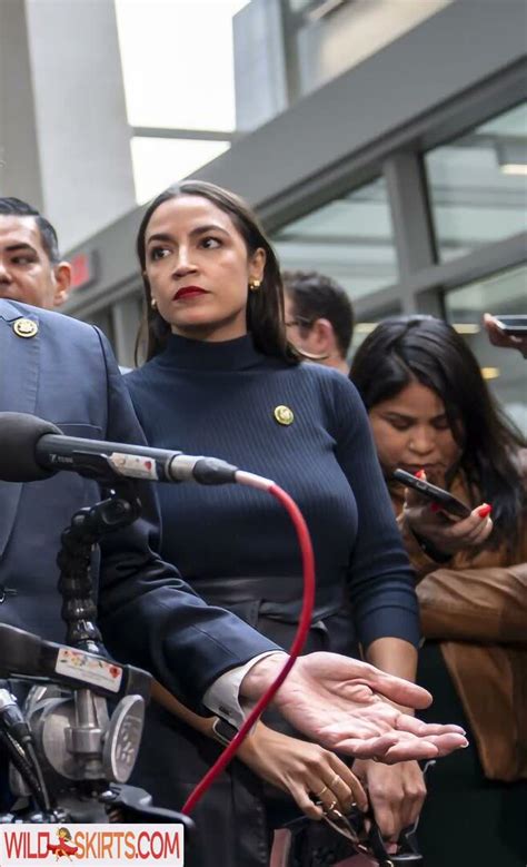 Alexandria Ocasio Cortez AOC Nude Instagram Leaked Photo 221