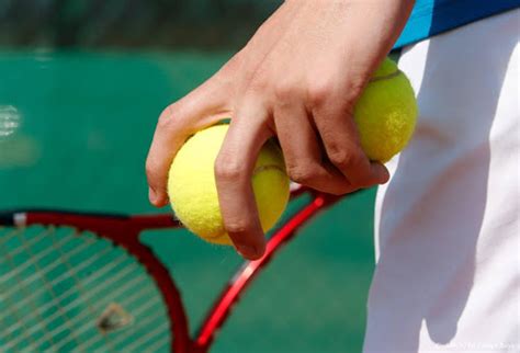 Nederlandse Tennisser Overleeft Matchpoints Ditjes En Datjes