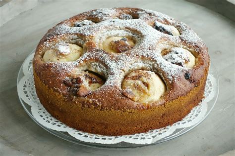 Bratapfelkuchen Mit Marzipan Mandeln Und Rosinen Von Bikergirl