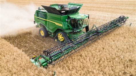 Mähdrescher von John Deere Effiziente Agrartechnik John Deere DE