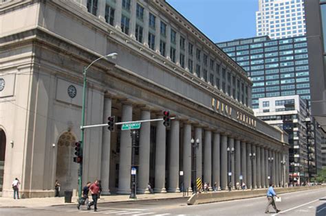 Welcome to Amtrak Hiawatha | Milwaukee - Chicago | Amtrak Hiawatha Stations