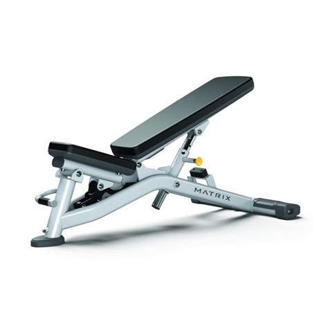 Magnum Multi Adjustable Bench LP Johnson Fitness Indonesia