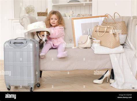 Viajar Infancia Fotograf As E Im Genes De Alta Resoluci N Alamy