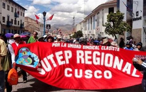 Huelga de maestros en Cusco Patrick Emmanuel Pérez Deza