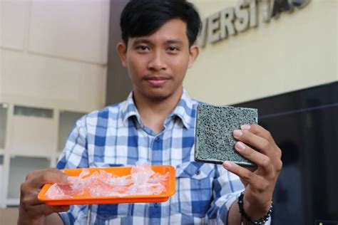 Prihatin Dengan Banyaknya Sampah Di Indonesia Mahasiswa Ugm Sulap