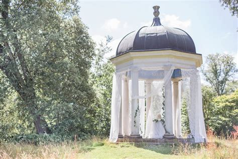 Same Sex Winter Wedding At The Asylum The London Eye Always Andri