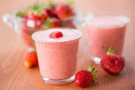 Strawberry Banana Smoothie Recipe Blender Babes