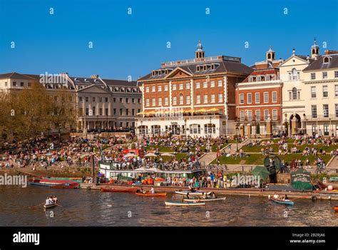 The River Thames At Richmond London Uk Stock Photo Alamy