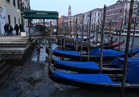 Alerta De Seca It Lia Sofre Estiagem Canais De Veneza Ficam Sem Gua