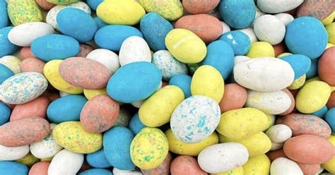 Robin Egg Candy Snack History
