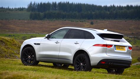 Jaguar F Pace Review Greencarguide Co Uk