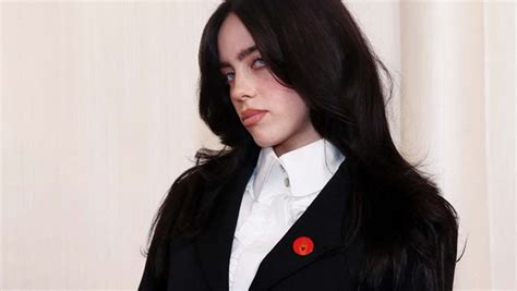 Vocês vão a tempo Billie Eilish faz história segundo Óscar aos