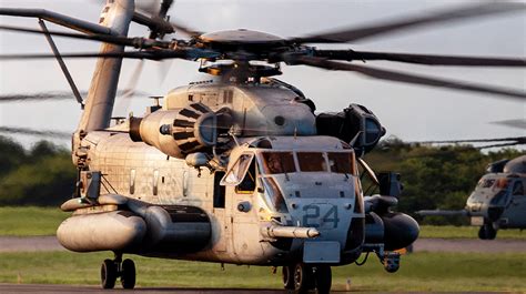 5 Marines confirmed killed in CH-53E helicopter crash in California ...