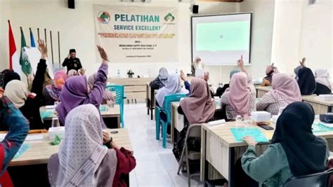 Pelatihan Service Excellent Upaya BMT NU Jombang Tingkatkan Kapasitas