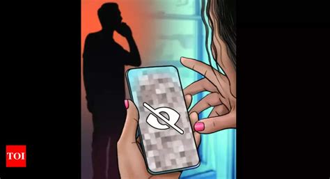Loan Sharks 3 Women Forced To Repay Loan Nude Pics Circulated Mumbai News Times Of India