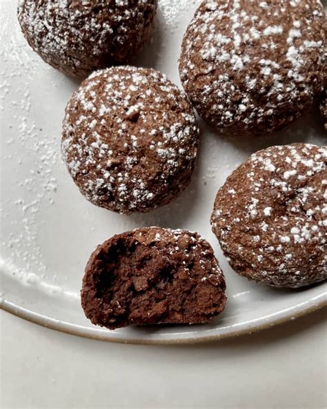 Chocolate Macaroons Recipe Easy Passover The Kitchn