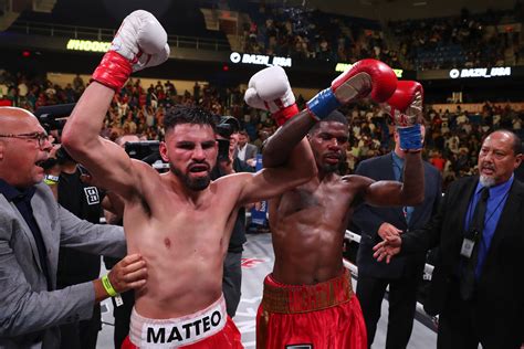 Jose Ramirez Beats Maurice Hooker By Knockout In First Unification Bout