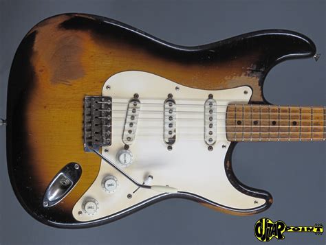 1956 Fender Stratocaster - 2-tone Sunburst-Vi56FeStr2tSB14316