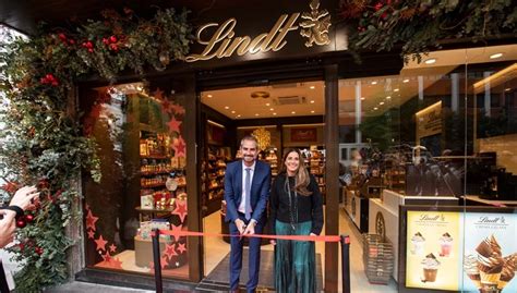 La Reconocida Marca Suiza De Chocolates Lindt Inaugura Una Tienda En El