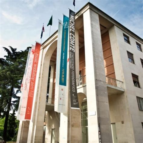 Montascale Museo Triennale Milano Garaventa Lift Italia