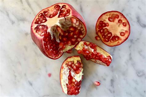 Unlocking The Ruby Delights: A Step-by-Step Guide To Eating Pomegranate Seeds