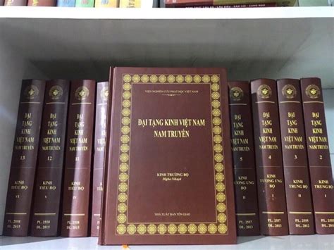 bo kinh gom nhung kinh gi van hoa phat giao  toi