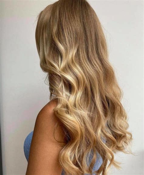 These Golden Blonde Hair Colors Will Add Sunny Vibes To Your Look Ahead