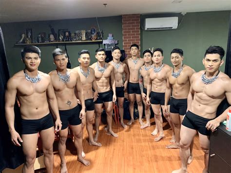 Người mẫu nam khoe bikini mỏng manh tập thể Vua quần lót sịp nam SỐ 1 VIỆT NAM