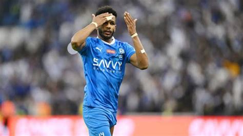 وكيل علي البليهي يكشف تطورات الحالة الصحية للاعب الهلال بعد نقله