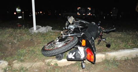 Vc Rep Rter Mulher Morre Em Acidente Entre Moto E Caminhonete Na Ba