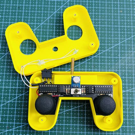 Enclosure For 4x2 Channel Rc Transmitter By Phytion Download Free Stl