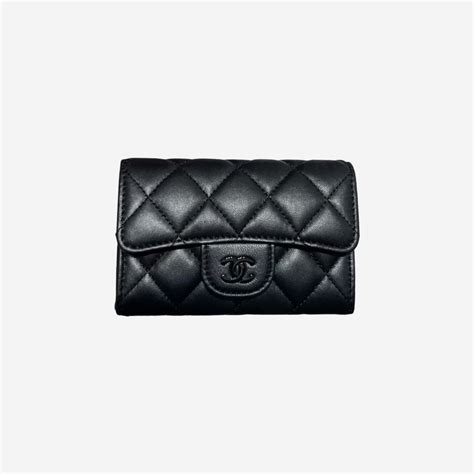 샤넬 Chanel Classic Card Holder Pearly Lambskin & Black - 위시버킷