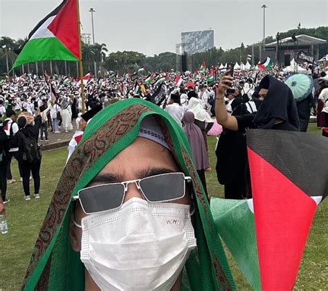 Penampilan Al Ghazali Ikut Aksi Bela Palestina Di Monas Netizen