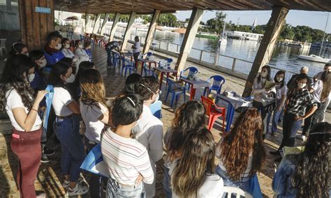 Paquetá no dia em que toda a população será imunizada moradores fazem